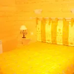 à Avec Terrasse Et Jardin Clôturé