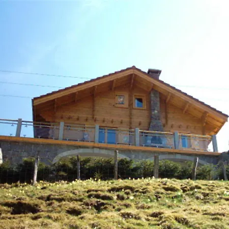 De 5 Avec Terrasse Amenagee Et Wifi A A 9 Km Des Pistes