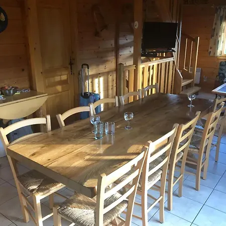 Chalet De 5 Avec Terrasse Amenagee Et Wifi A A 9 Km Des Pistes *