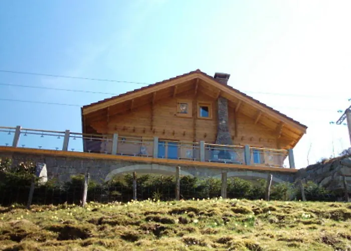 De 5 Avec Terrasse Amenagee Et Wifi A A 9 Km Des Pistes